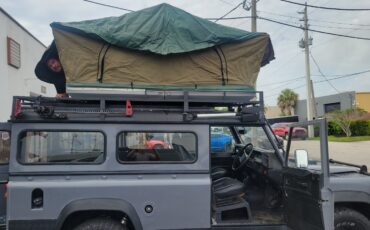 Land-Rover-Defender-1980-SUV-16