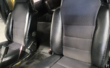 Land-Rover-Defender-1980-SUV-32