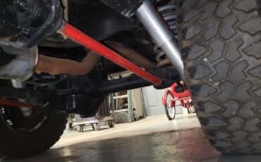 Land-Rover-Defender-1980-SUV-35