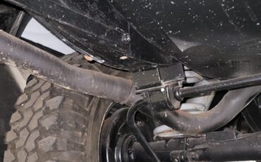 Land-Rover-Defender-1980-SUV-37