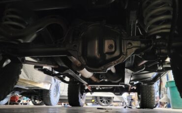 Land-Rover-Defender-1980-SUV-39