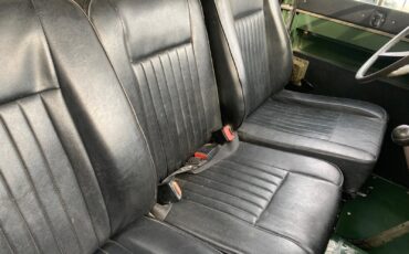 Land-Rover-Defender-1982-Crew-Cab-Pickup-12