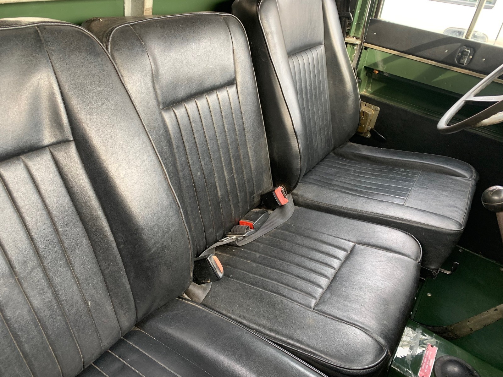 Land-Rover-Defender-1982-Crew-Cab-Pickup-12