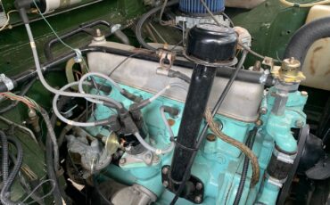 Land-Rover-Defender-1982-Crew-Cab-Pickup-2