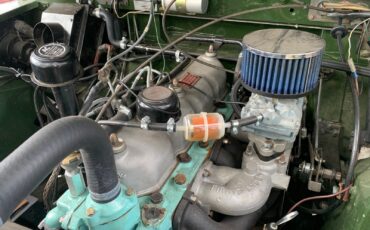 Land-Rover-Defender-1982-Crew-Cab-Pickup-3