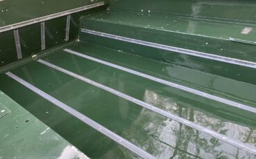 Land-Rover-Defender-1982-Crew-Cab-Pickup-5