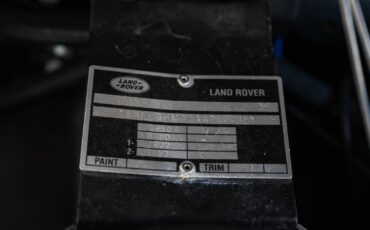 Land-Rover-Defender-1984-33