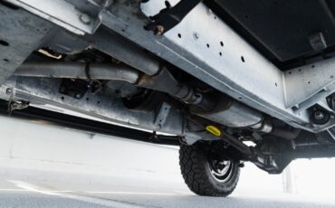 Land-Rover-Defender-1984-39