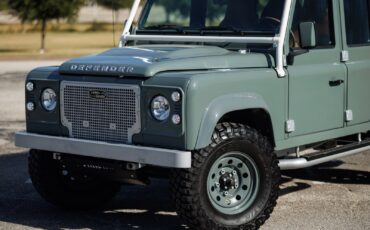 Land-Rover-Defender-1984-Sport-Utility-11