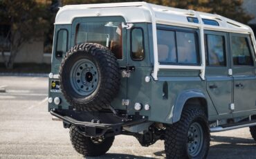Land-Rover-Defender-1984-Sport-Utility-13