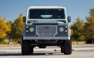 Land-Rover-Defender-1984-Sport-Utility-14