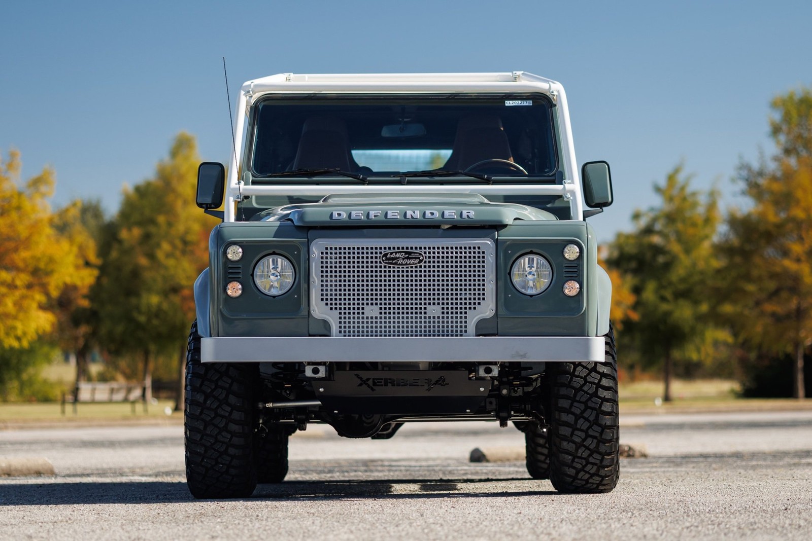 Land-Rover-Defender-1984-Sport-Utility-14