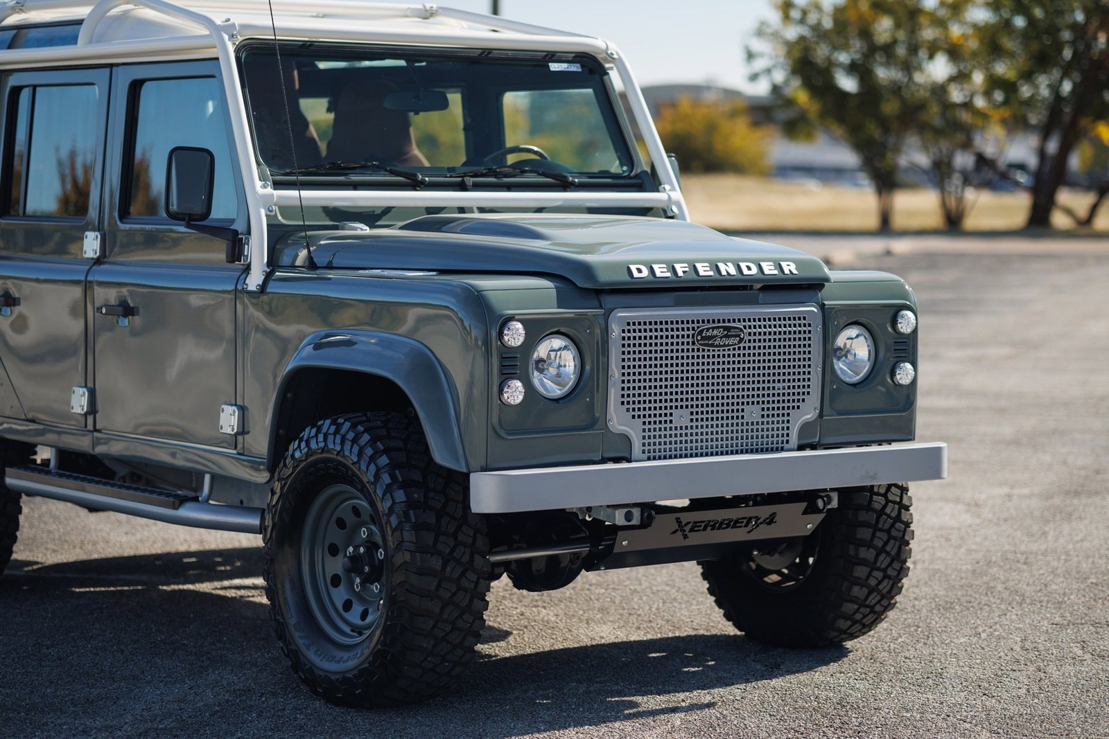 Land-Rover-Defender-1984-Sport-Utility-17