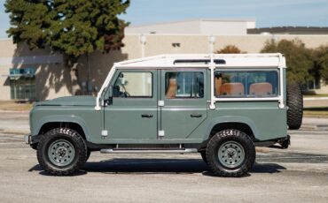 Land-Rover-Defender-1984-Sport-Utility-20