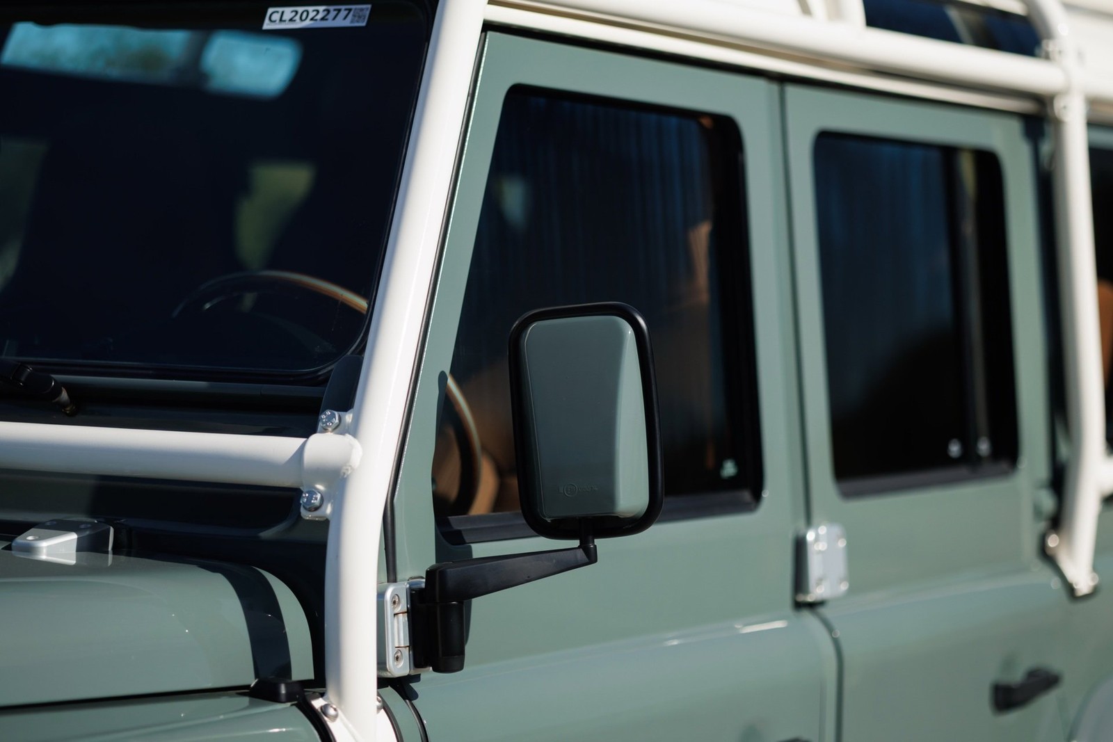 Land-Rover-Defender-1984-Sport-Utility-22