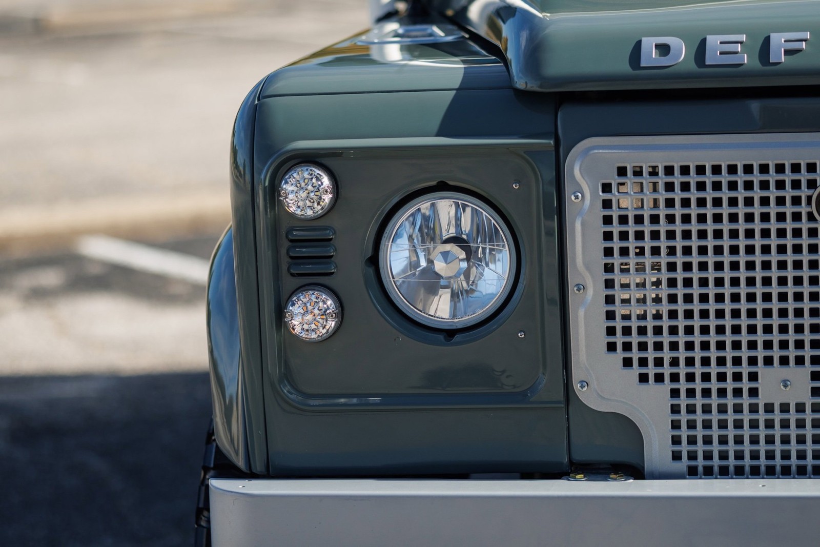 Land-Rover-Defender-1984-Sport-Utility-33