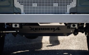 Land-Rover-Defender-1984-Sport-Utility-35