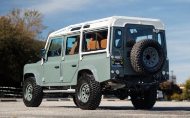 Land-Rover-Defender-1984-Sport-Utility-5