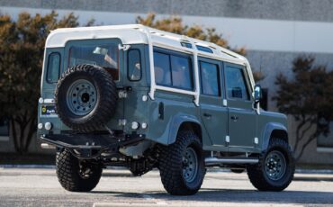 Land-Rover-Defender-1984-Sport-Utility-7
