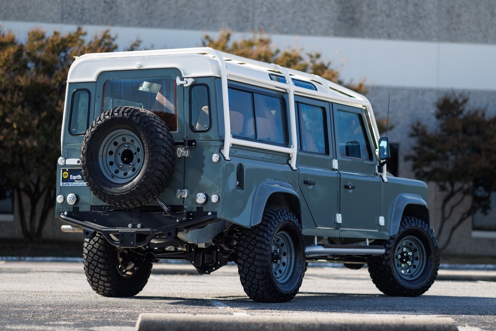 Land-Rover-Defender-1984-Sport-Utility-7