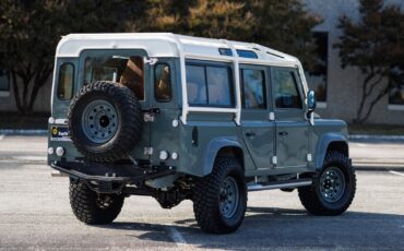 Land-Rover-Defender-1984-Sport-Utility-9
