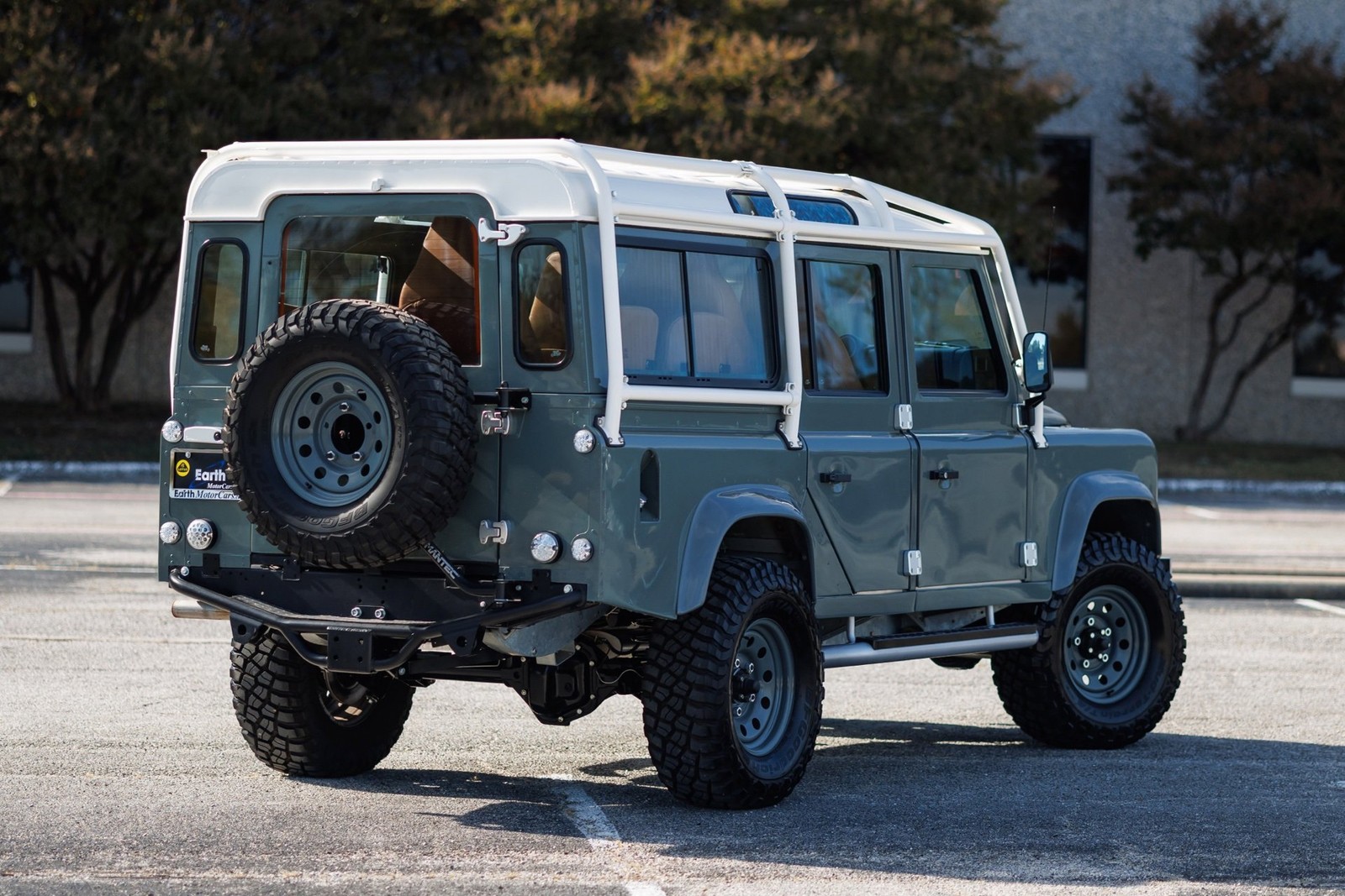 Land-Rover-Defender-1984-Sport-Utility-9