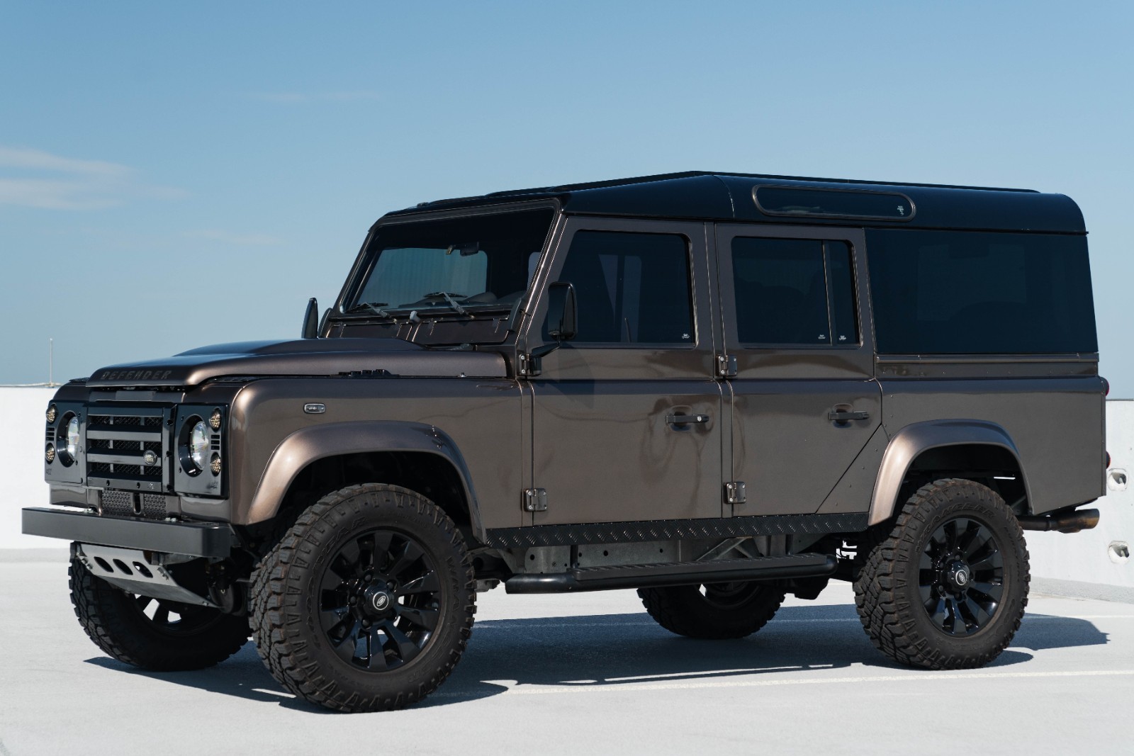 Land-Rover-Defender-1984