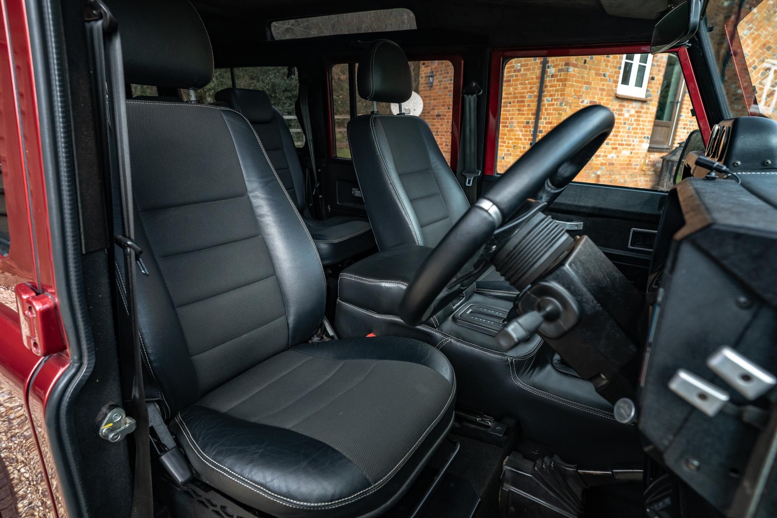 Land-Rover-Defender-1985-Finance-Trade-Welcomed-11