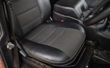 Land-Rover-Defender-1985-Finance-Trade-Welcomed-23