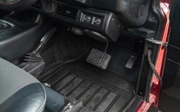 Land-Rover-Defender-1985-Finance-Trade-Welcomed-24