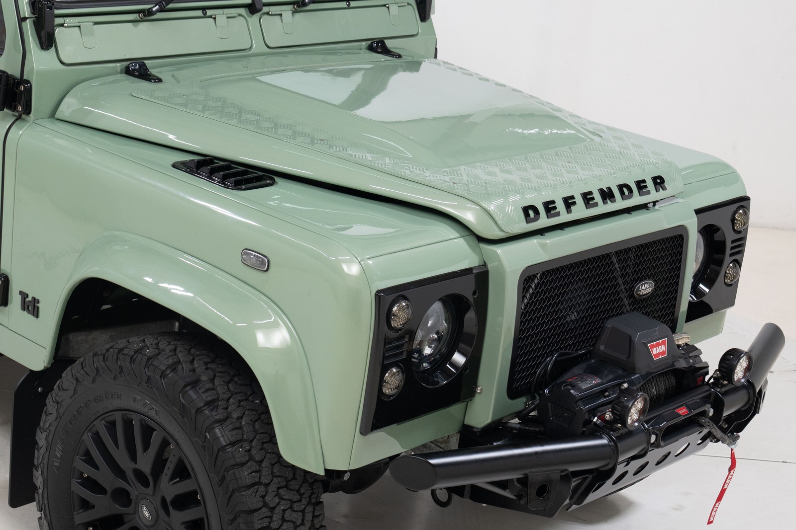 Land-Rover-Defender-1988-11