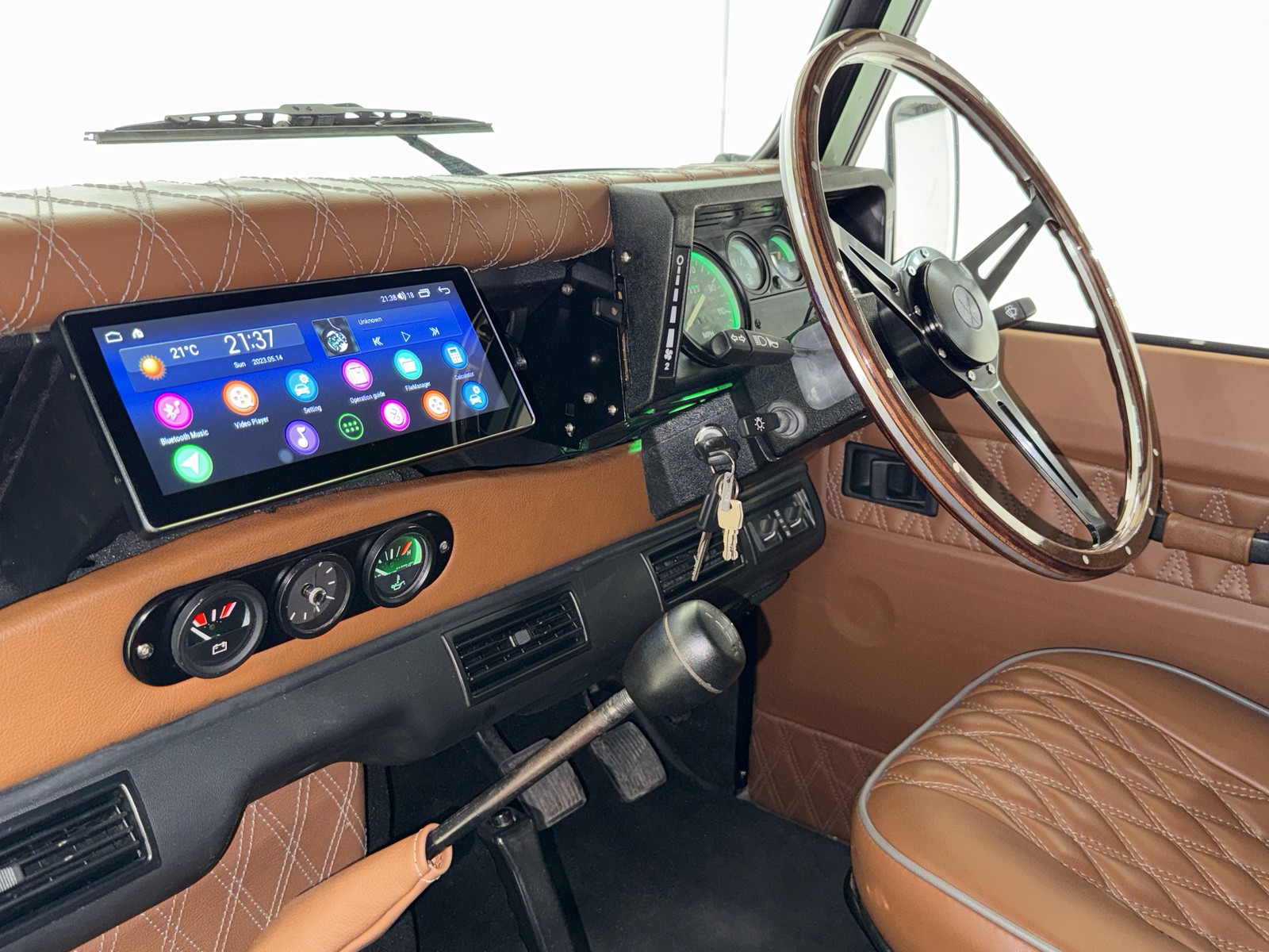 Land-Rover-Defender-1988-30