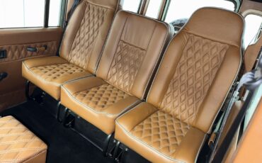 Land-Rover-Defender-1988-39