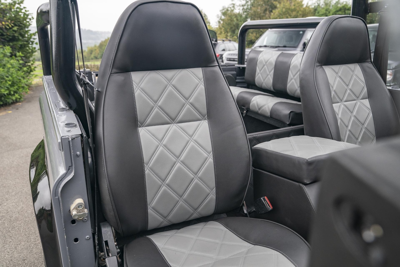 Land-Rover-Defender-1988-Finance-Trade-Welcomed-11