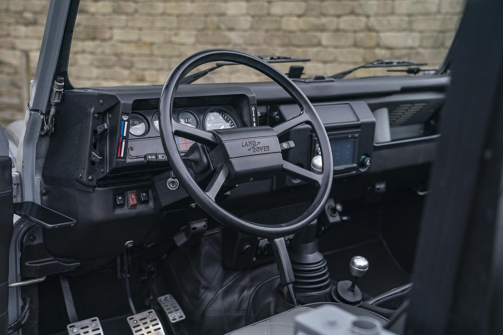 Land-Rover-Defender-1988-Finance-Trade-Welcomed-16