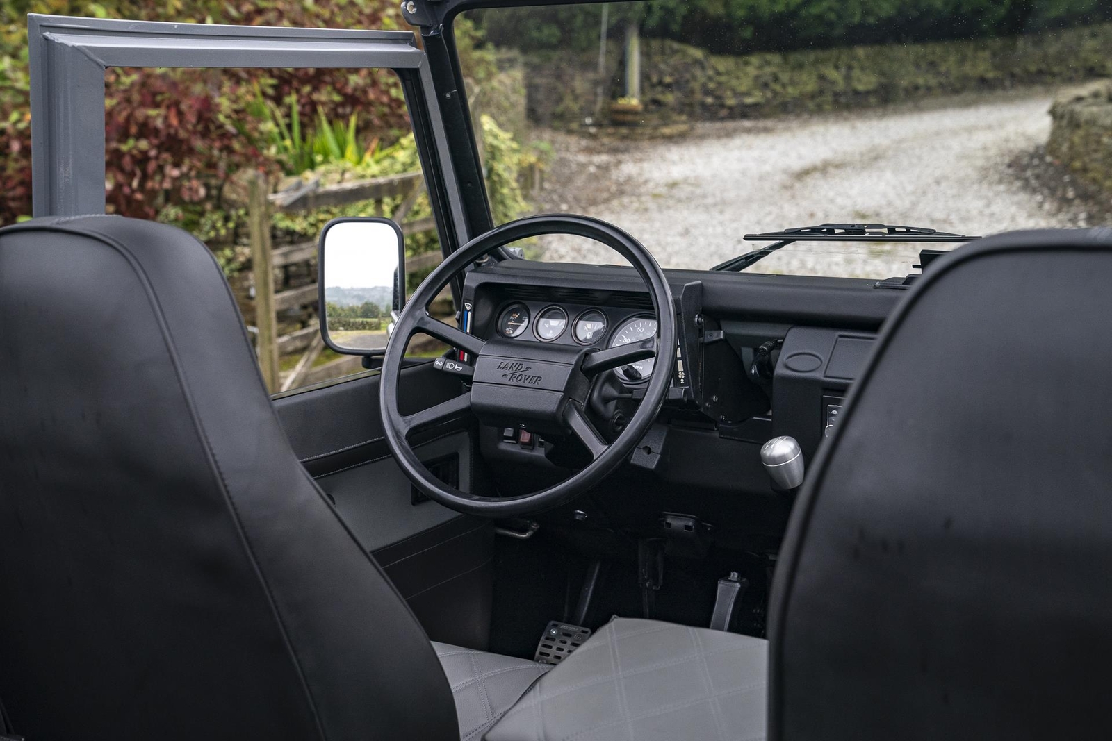 Land-Rover-Defender-1988-Finance-Trade-Welcomed-23