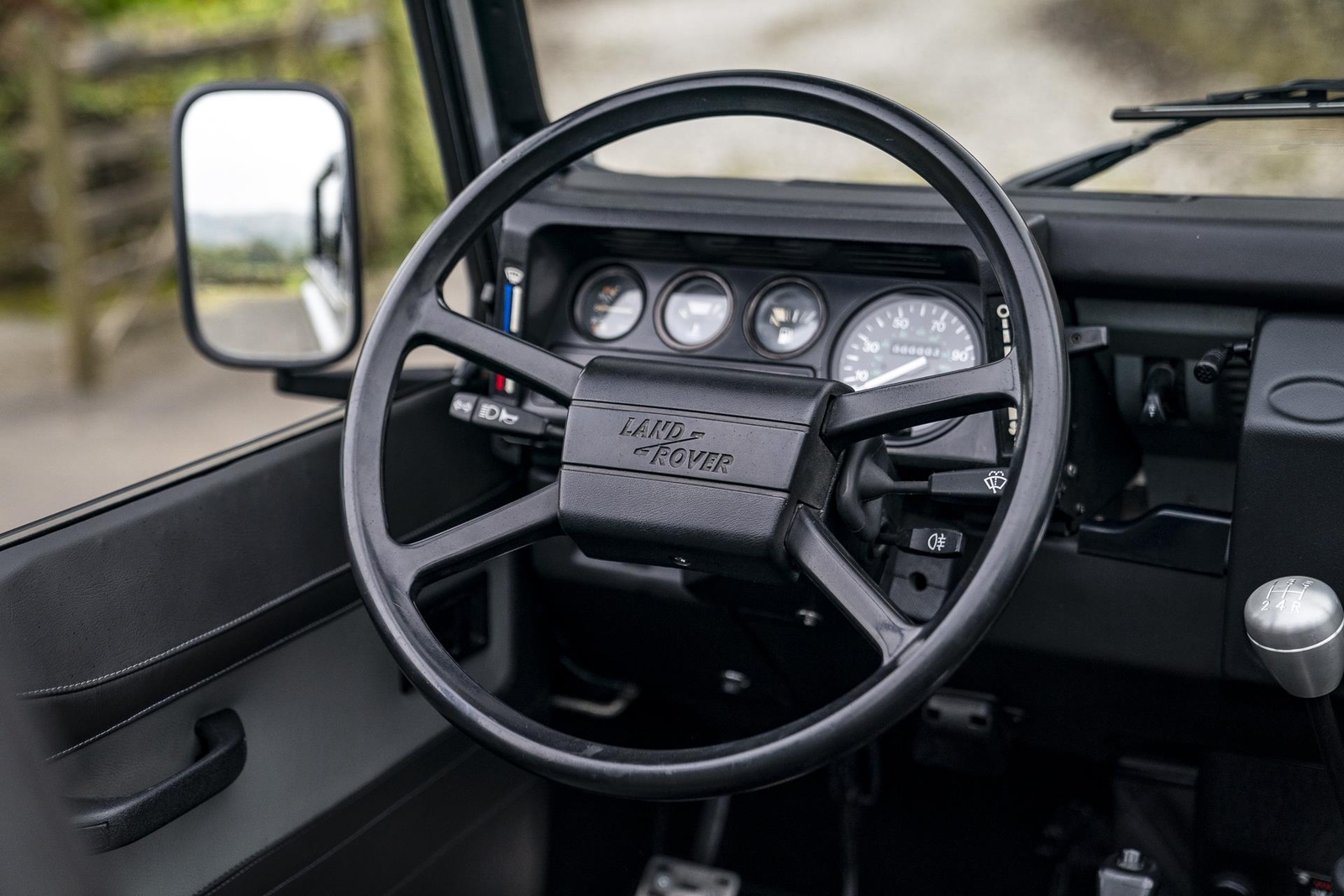 Land-Rover-Defender-1988-Finance-Trade-Welcomed-29