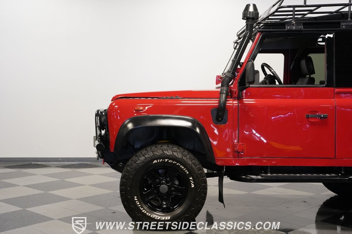 Land-Rover-Defender-1991-SUV-23