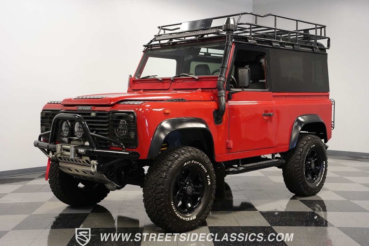Land-Rover-Defender-1991-SUV-5