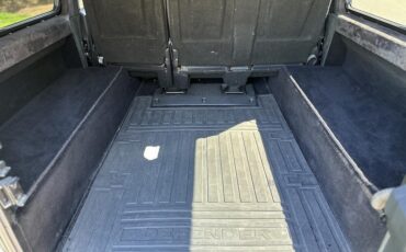 Land-Rover-Defender-1992-3