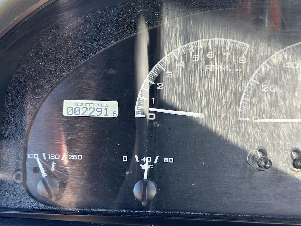 Land-Rover-Defender-1992-7