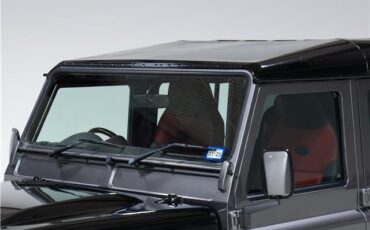 Land-Rover-Defender-1993-10