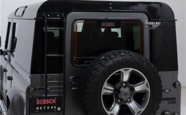 Land-Rover-Defender-1993-12