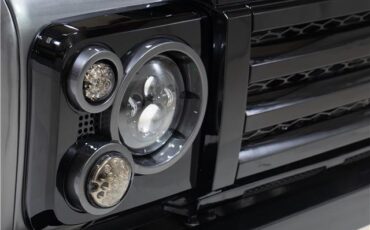 Land-Rover-Defender-1993-24