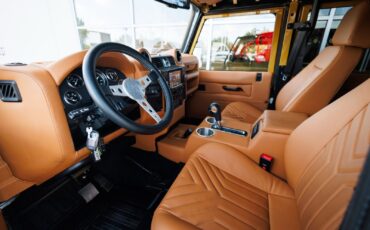 Land-Rover-Defender-1993-4D-Sport-Utility-37