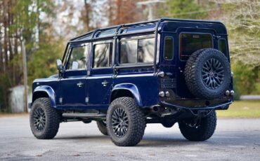 Land-Rover-Defender-1993-Station-Wagon-1