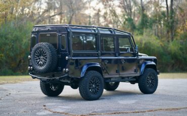 Land-Rover-Defender-1993-Station-Wagon-11