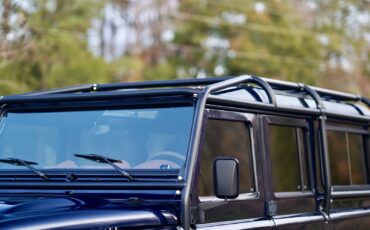 Land-Rover-Defender-1993-Station-Wagon-14