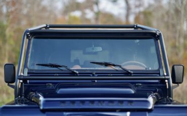 Land-Rover-Defender-1993-Station-Wagon-17