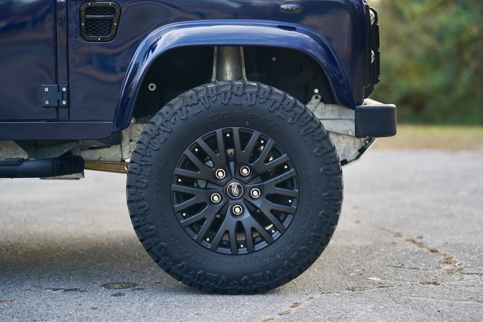 Land-Rover-Defender-1993-Station-Wagon-29